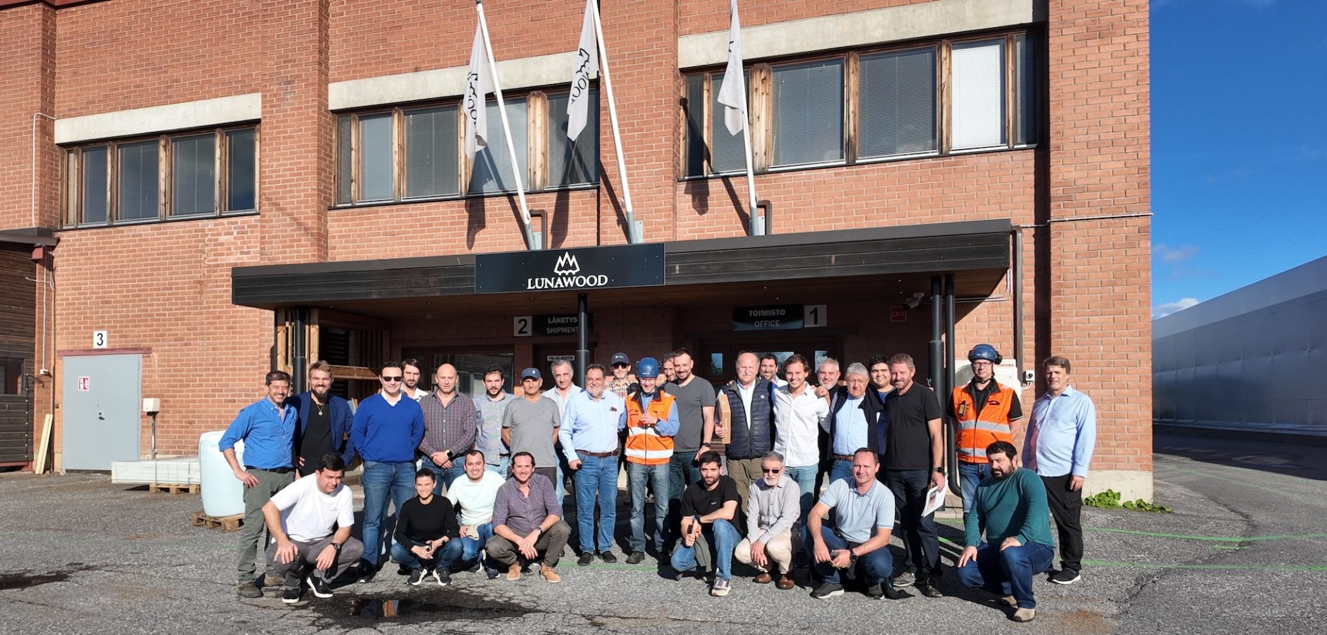 Corma participa en gira forestal que une a líderes de cinco países